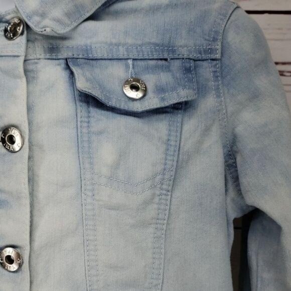 Light Blue Denim Jacket Girls XL By YMI With Silver Button Front Chest Pockets - Picture 3 of 6